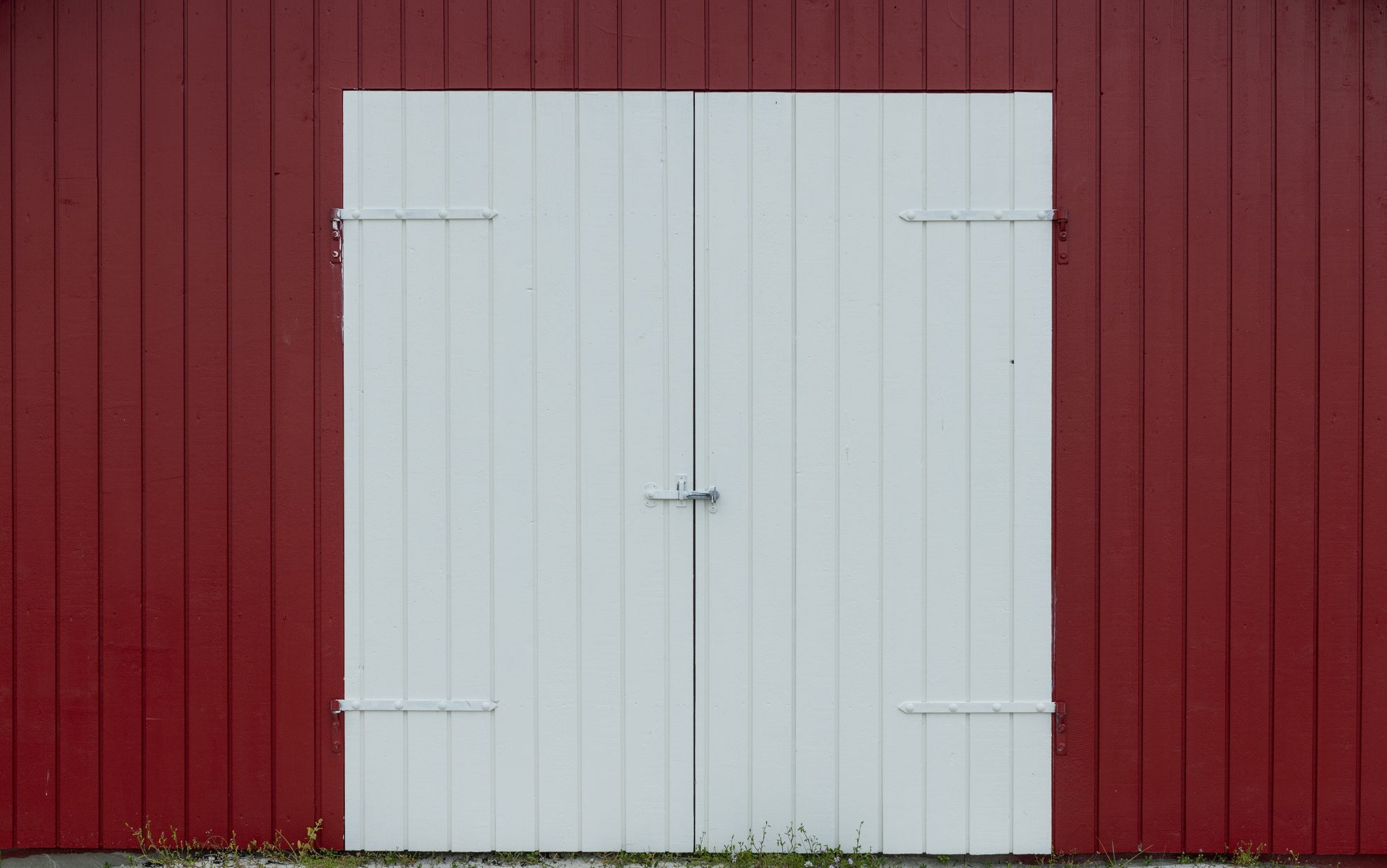 4 Barn Door Design Ideas
